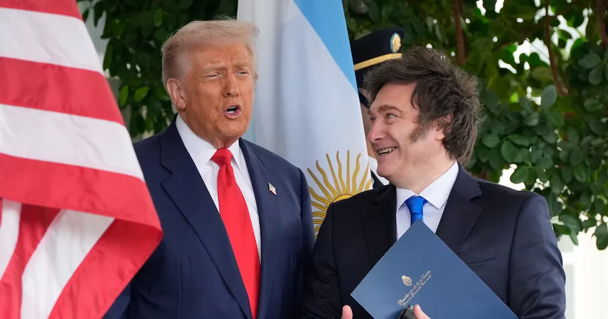 América Latina se tiñe de azul