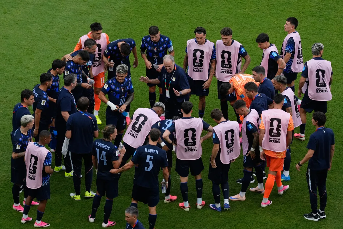 Marcelo Bielsa queda fuera del Mundial tras derrota de Uruguay