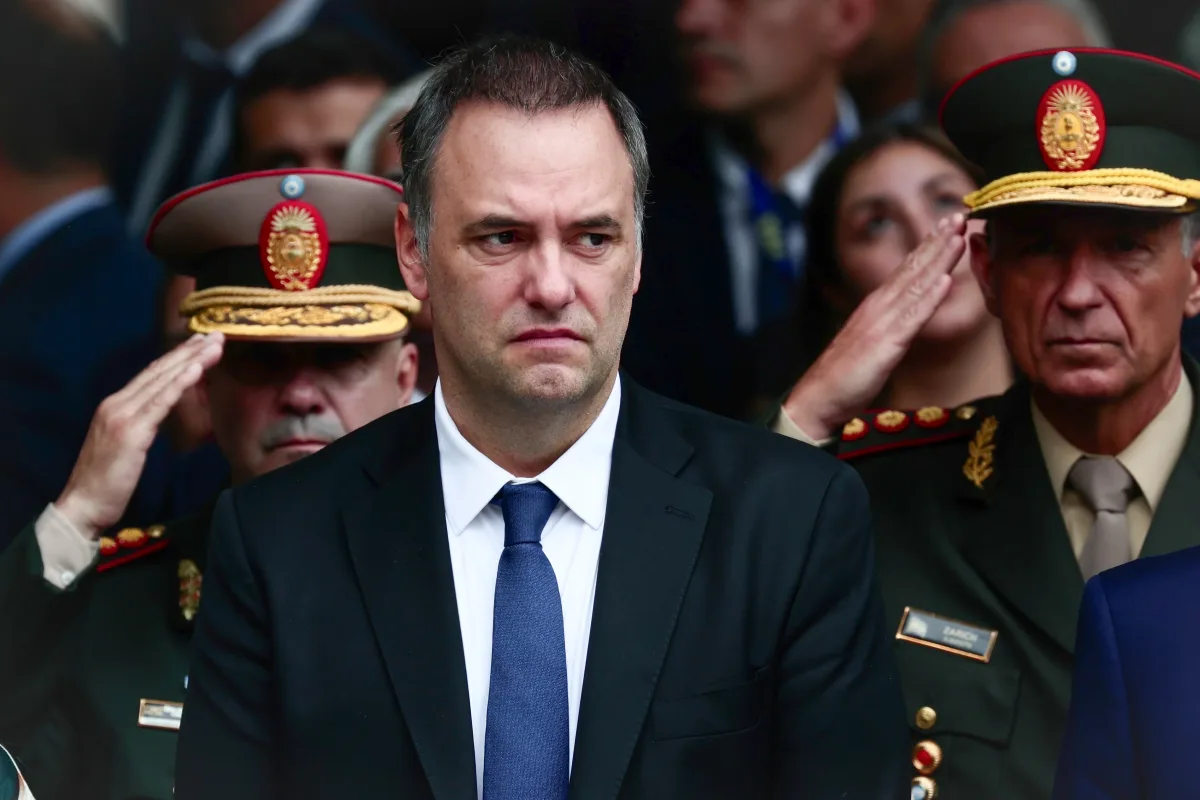 Javier Milei acepta la renuncia del jefe de Gabinete Manuel Adorni