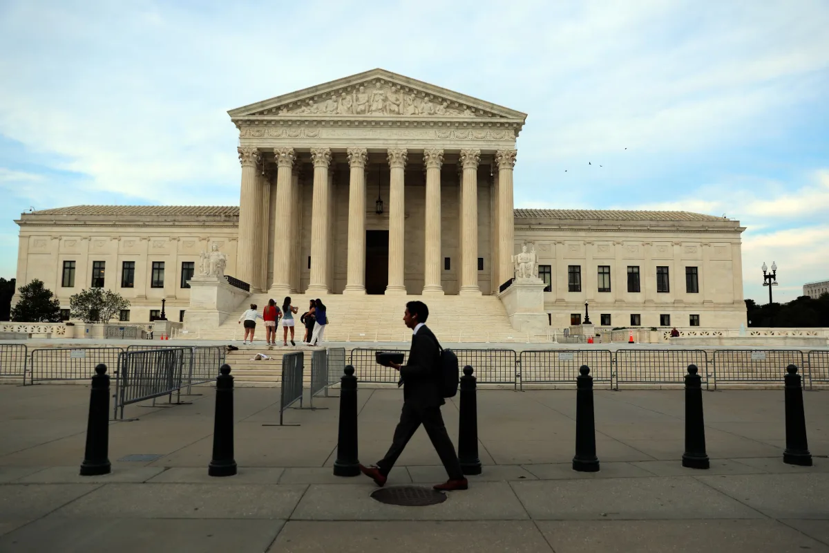Corte Suprema de Estados Unidos definirá límites del poder presidencial