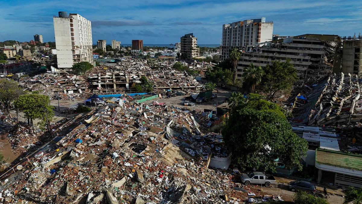 Suman 1,943 los fallecidos tras sismos en Venezuela