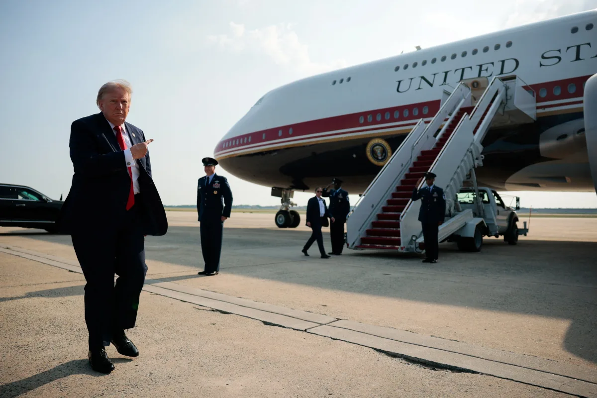 Donald Trump estrena avión de lujo valorado en 400 millones de dólares