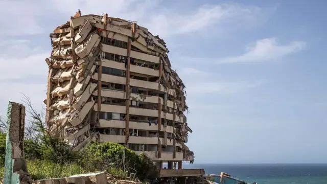 Expertos analizan causas del colapso de edificaciones tras sismos en Venezuela