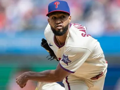 Kansas City Royals aplastan a Phillies con ofensiva de 15 carreras