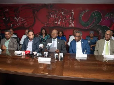 Colegio Médico Dominicano apoya suspensión de servicios a ARS Primera y Futuro