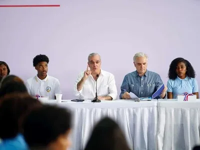 Gobierno equipará 320 politécnicos para fortalecer la formación técnica nacional