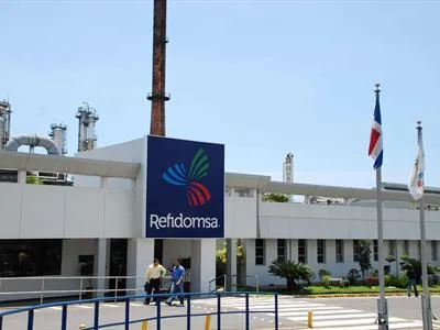 Refidomsa concluye labores de mantenimiento en unidades de refinación