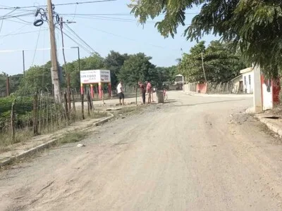 Comunidades de Dajabón exigen completar asfaltado de calles y caminos rurales