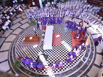 Sepultan restos de monseñor Gabriel Antonio Camilo en La Vega