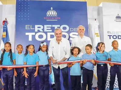 Gobierno entrega 77 nuevas aulas previo al inicio del año escolar