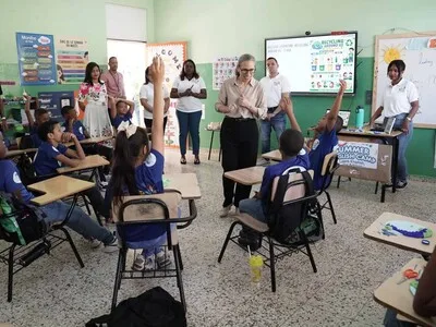 Minerd concluye campamento de verano para fortalecer el inglés en primaria