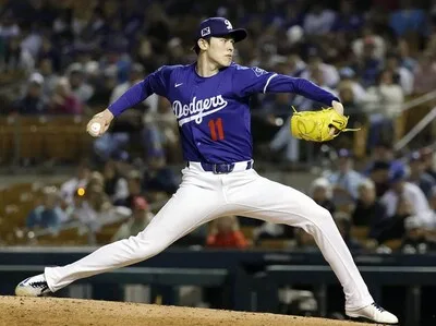 Roki Sasaki guía a los Dodgers al triunfo sobre los Mets