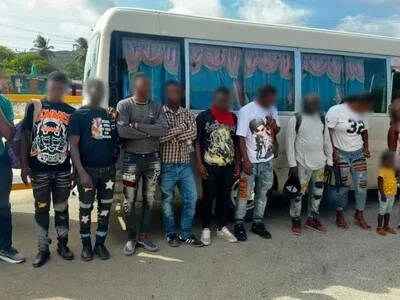 Detienen a dos dominicanos por tráfico de migrantes en Barahona