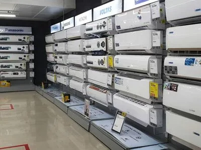 Altas temperaturas disparan la demanda de aires acondicionados en comercios dominicanos