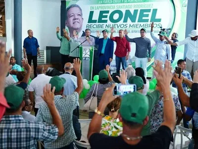 Leonel Fernández suma exdirigentes de PRM y PLD en Línea Noroeste