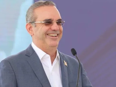 Luis Abinader viajará a Colombia para la toma de posesión presidencial