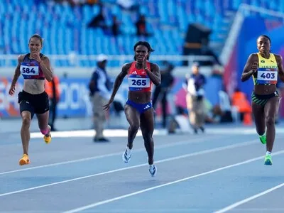 Liranyi Alonso logra triple oro en atletismo de Santo Domingo 2026