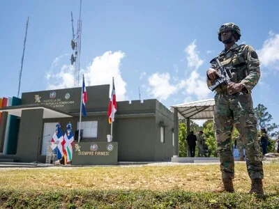 Ejército entrega puesto militar rehabilitado en la Sierra de Neyba