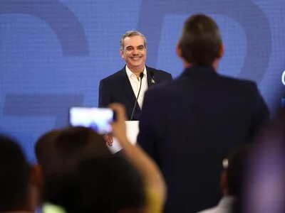 Luis Abinader encabezará plancha única en la convención del PRM