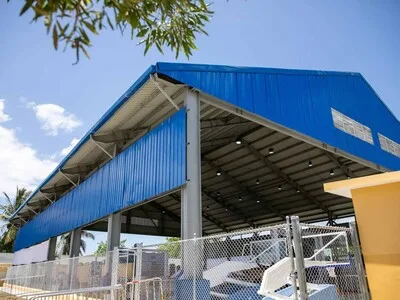 Inauguran techado escolar en Pueblo Viejo con inversión de 38 millones