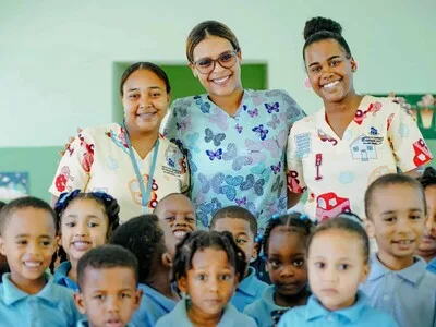 Educación duplicará psicólogos y orientadores en centros escolares públicos