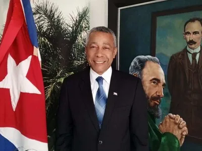 Gobierno dominicano solicita retiro de nueve diplomáticos de la misión cubana