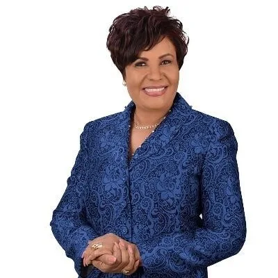 Abinader oficializa cambios en consulados de Estados Unidos y Puerto Rico
