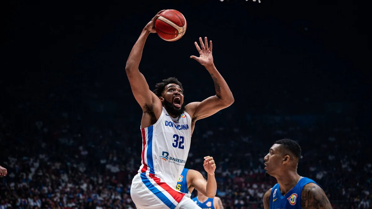 Al Horford y Karl-Anthony Towns lideran preselección dominicana de baloncesto