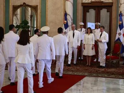 Presidente Abinader recibe cartas credenciales de nueve nuevos embajadores