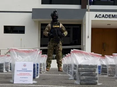 Incautan más de una tonelada de cocaína en costas de Baní