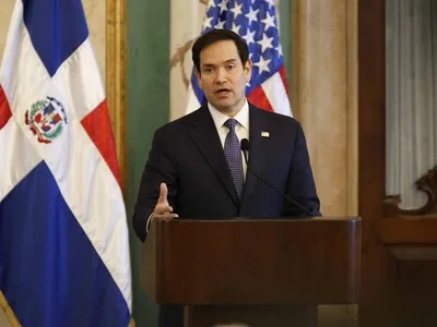 Ito Bisonó y Marco Rubio dialogan sobre la agenda bilateral dominico-estadounidense