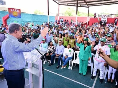 Vicealcaldesa de Los Alcarrizos abandona el PRM y se une a FP