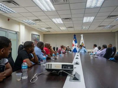 Alcaldía de Santo Domingo Este diseña protocolo ante sismos y tsunamis