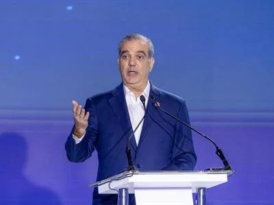 Abinader estrena formato de rendición de cuentas con funcionarios