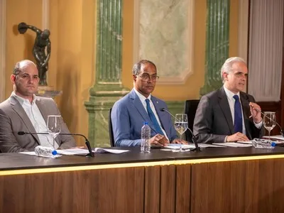 Gobierno dominicano impulsa reforma educativa enfocada en tecnología y mercado laboral