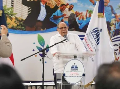 Gobierno presentará reforma al sistema educativo ante el Senado en octubre