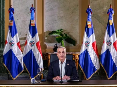 Presidente Abinader reactiva encuentros informativos semanales con la prensa nacional