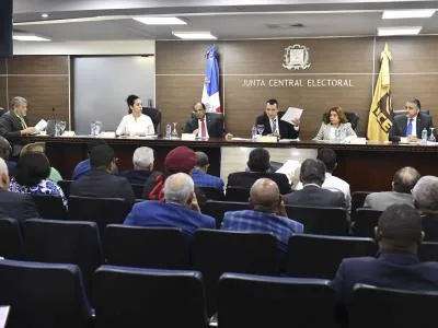 Junta Central Electoral suspende norma que restringía divulgación de encuestas
