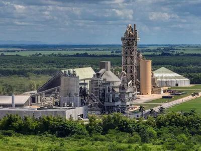 Cemento Panam expande sus operaciones regionales con compra en El Salvador