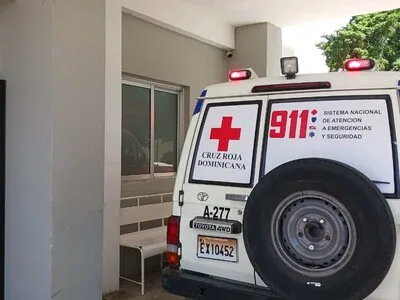 Veinte estudiantes afectados por consumo de leche escolar en Santiago