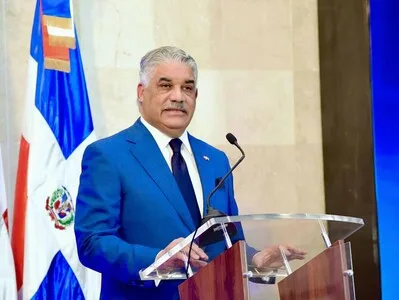 Miguel Vargas impulsa alianza opositora estratégica para elecciones de 2028