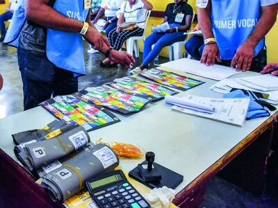 Partidos minoritarios defienden su personería jurídica ante el TSE