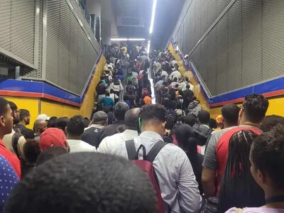 Avería eléctrica causa retrasos en la Línea 2 del Metro