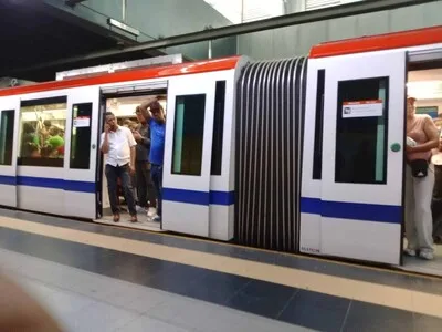 Avería eléctrica en Línea 2 del Metro provoca retrasos significativos