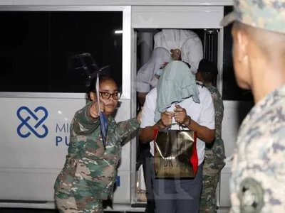 Trasladan a veinte detenidos por presunto fraude millonario contra Senasa