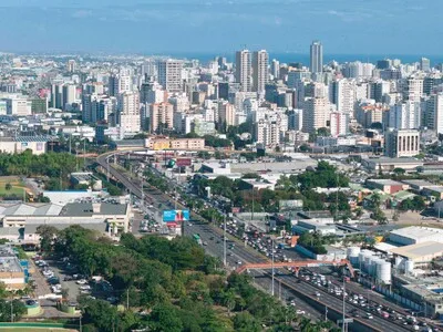 Factores externos y locales amenazan la estabilidad económica de República Dominicana