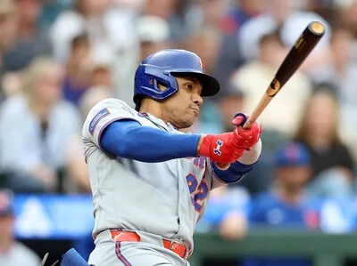 Juan Soto lidera ofensiva de los Mets en victoria ante Rangers
