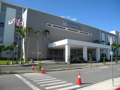Dos hermanas permanecen hospitalizadas tras accidente en feria de Hato Mayor
