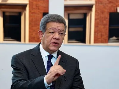 Leonel Fernández señala descontento social como oportunidad para Fuerza del Pueblo