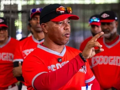 Leones del Escogido inician prácticas con miras al tricampeonato